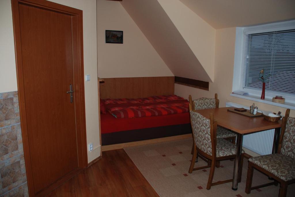 Apartman Koi Apartment Veltrusy Exterior photo