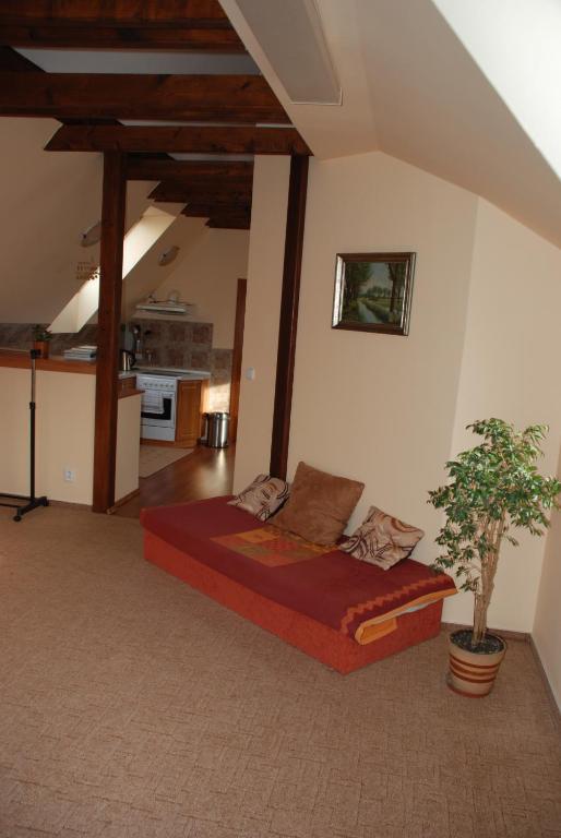 Apartman Koi Apartment Veltrusy Exterior photo